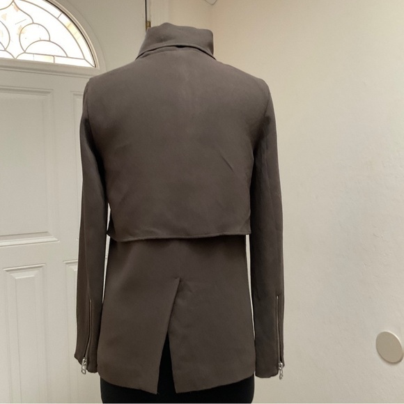 Aritzia Wilfred Mayet Double Breasted Jacket Crepe Fabric XSmall Olive G… - Picture 7 of 16
